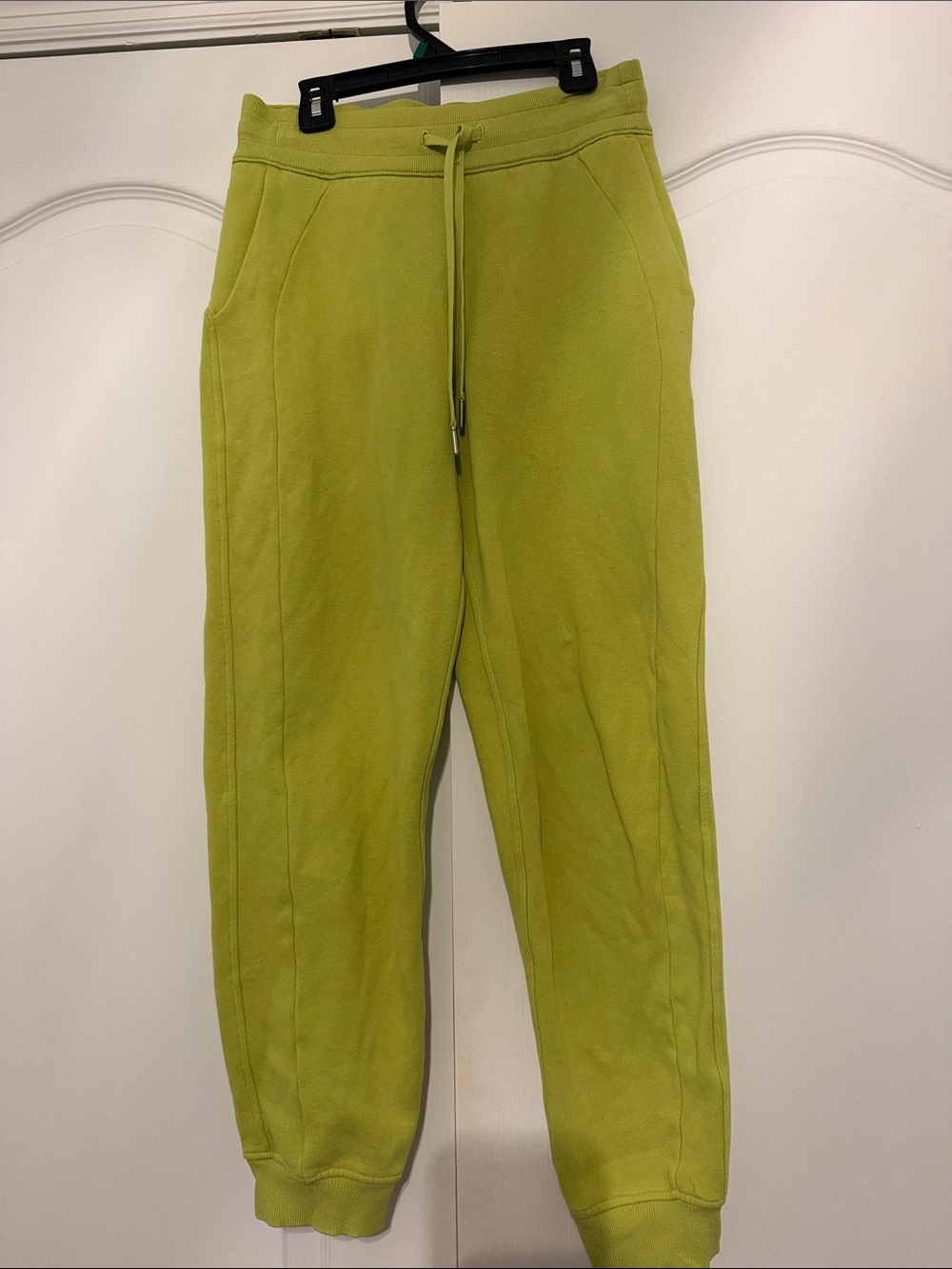 Lululemon Olive Green Drawstring Jogger Sweatpants size 4